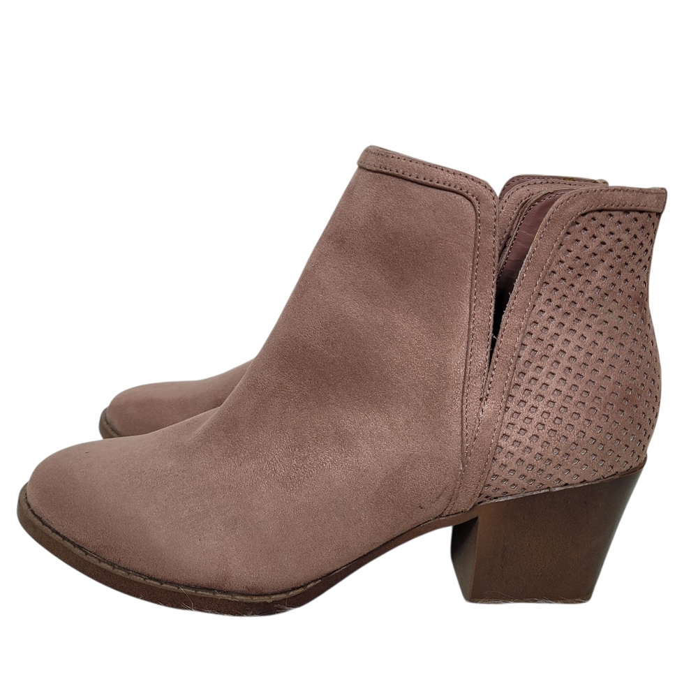 LOFT Mauve Pink Faux Suede Perforated Cowgirl Almond T Ankle Boot Booties Size 9